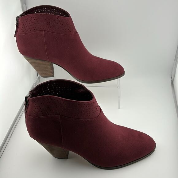 Boots Violet & Red Burgundy Wine Cutout Ankle Boho Bootie Size 7.5 Heel 3” - Picture 6 of 10